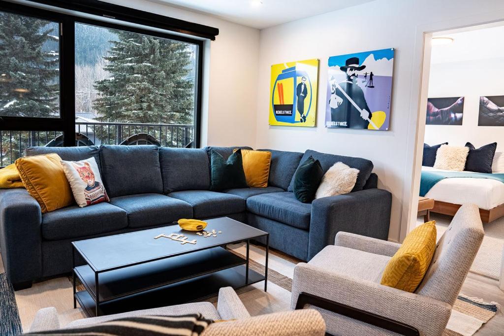 Revel In The Stoke By Revelstoke Vacations Apartment Exterior photo