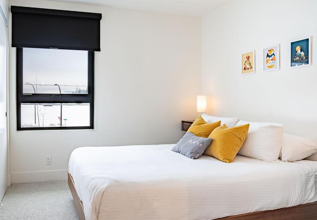 Revel In The Stoke By Revelstoke Vacations Apartment Exterior photo