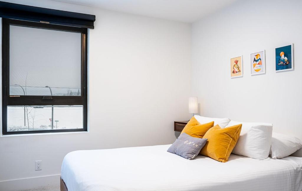 Revel In The Stoke By Revelstoke Vacations Apartment Exterior photo